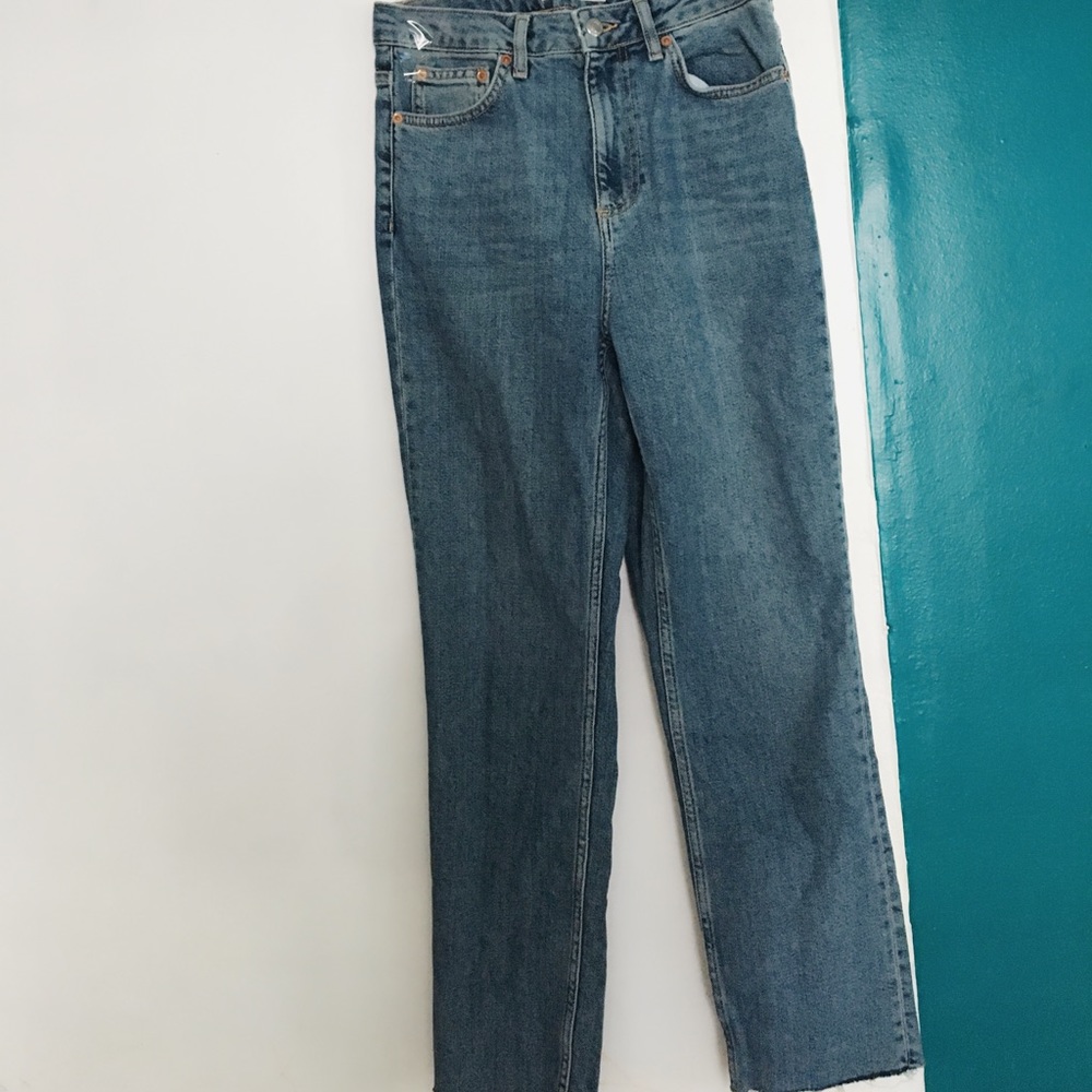 W28 moto top shop jeans new without tag.